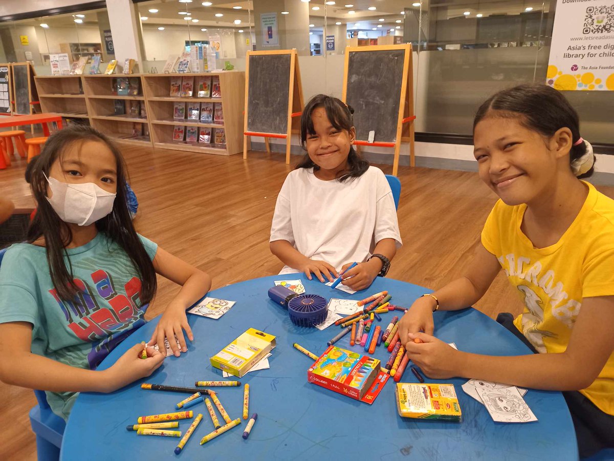 valcitylibrary's tweet photo. #ValACEWeekends: Snapshots yesterday, November 2. You are always welcome here on weekends, ka-Valenzuelano!
Valenzuela City Library (ValACE) is also open today. See you at ValACE!
#ValACE #AklatanNatinIto #AkoAtAngAklatan #ValenzuelaCityLibrary https://t.co/xwC0L8lPLT