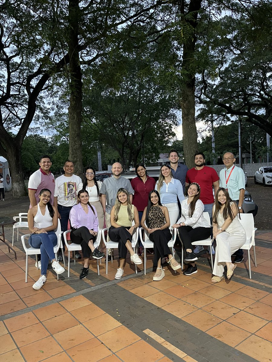diegoaym's tweet photo. Finalizamos el primer encuentro en la Maestría en Derecho Público @unilibrecucuta1, cohorte VI. Agradecido por las buenas discusiones y los aportes de todos a partir de sus experiencias y criterios. Quizás nos encontremos luego en Sistema normativo de la CP https://t.co/qwMVZE2PDv