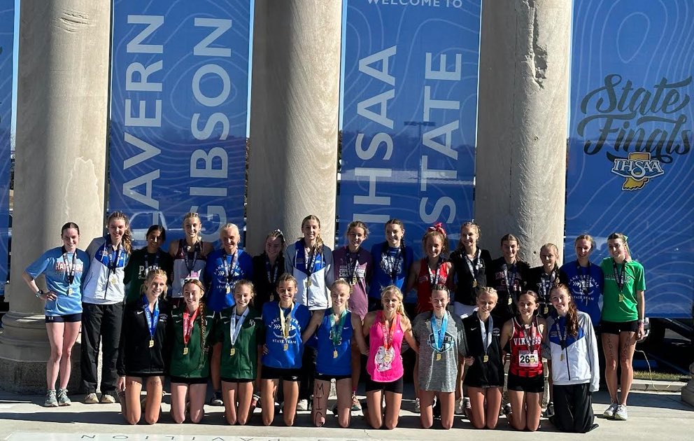ECTrojanSports's tweet photo. Today’s IHSAA State Meet:
@ecxcountry Team finish (21st place) 

Callie Bentley (Jr) hit the podium for the 2nd year in a row with a 20th place finish.  She finished 23rd last year. 

EC Principal, Tom Black, an IHSAA board member, was able to present her w/ her medal! https://t.co/Nh9RubVdnm