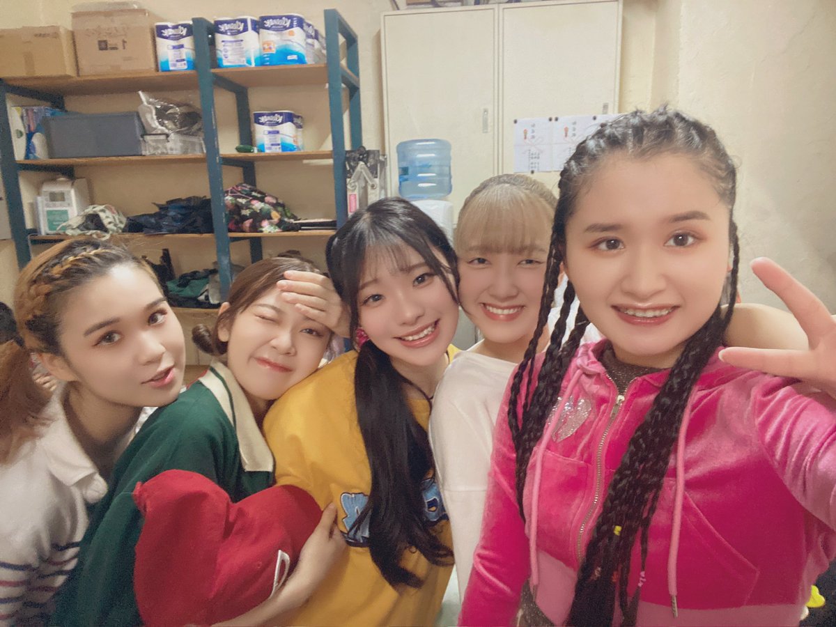 #想パレ60分2024 

おはようございます！☀️
本日4公演目15:30~です🥰
今日は奈良から家族が見に来ます😳❤️
そのほかにも親戚やバイト先の方々やお友達も…😭💗
皆さまに楽しんでいただけるように精一杯頑張ります！！！
よっしゃああ今日もあねごぶちかますでい！！💪🔥