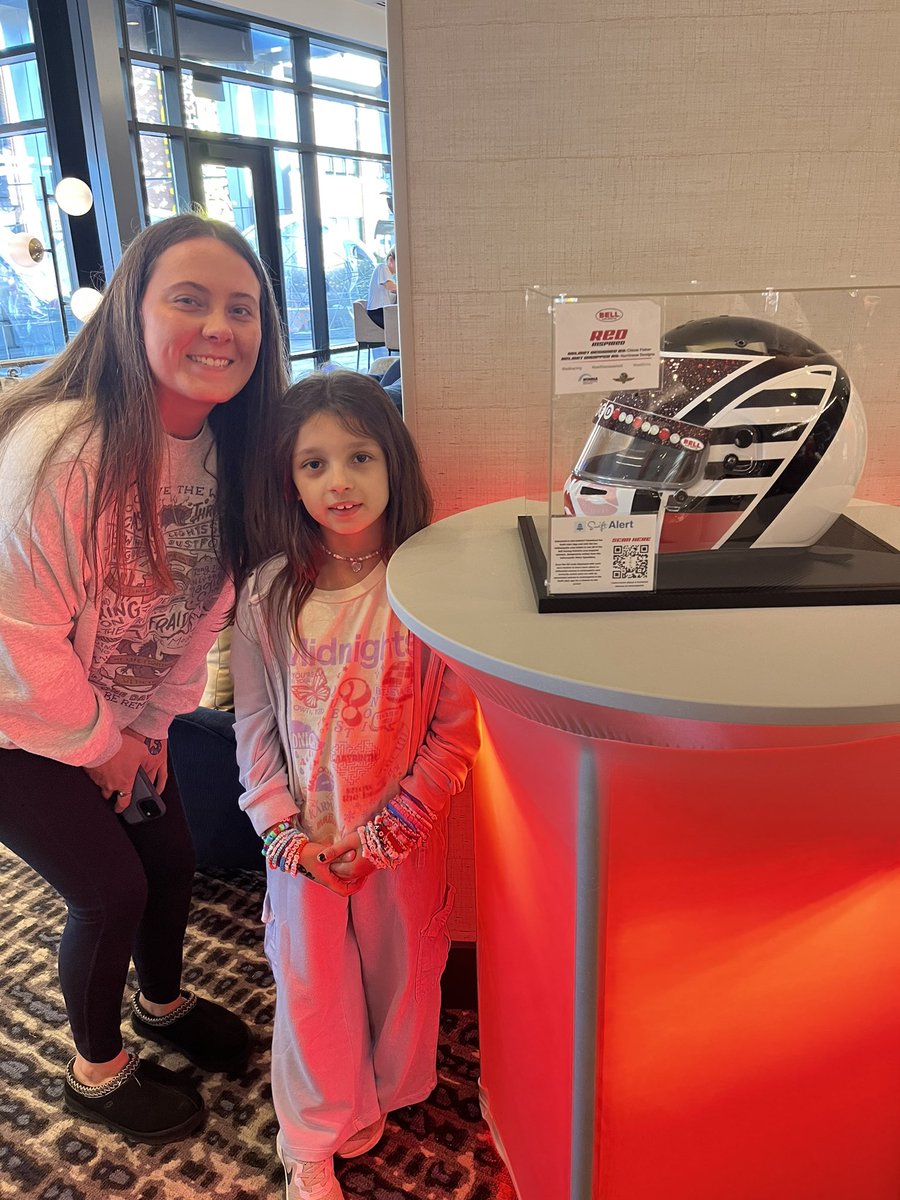 hunterchandler2's tweet photo. Me and my niece with the Speak Now &amp; Red helmets 💜❤️ @swiftalert_13 @BellRacingHQ @IMS https://t.co/AjRqtNW4Q7