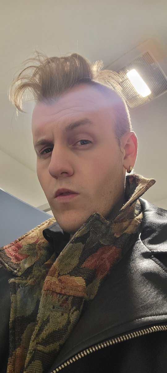 Forest Dude / Kamen Rider Mail Daddy tweet media