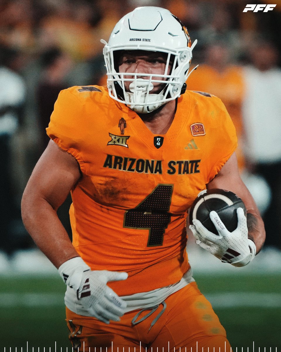 PFF_College's tweet photo. Arizona State RB Cam Skattebo vs Oklahoma State:

🔱 27 Touches
🔱 274 Total Yards
🔱 3 Touchdowns

@ASUFootball https://t.co/eu9djpYX8n