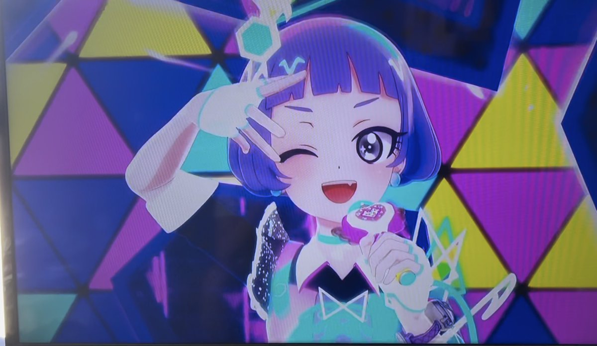 harumipuri52836's tweet image. チィちゃん！！！！ちぃちゃんがバズった！！！！！！😭😭😭😭😭😭
（テレビ直撮り）#ひみつのアイプリ #aipr