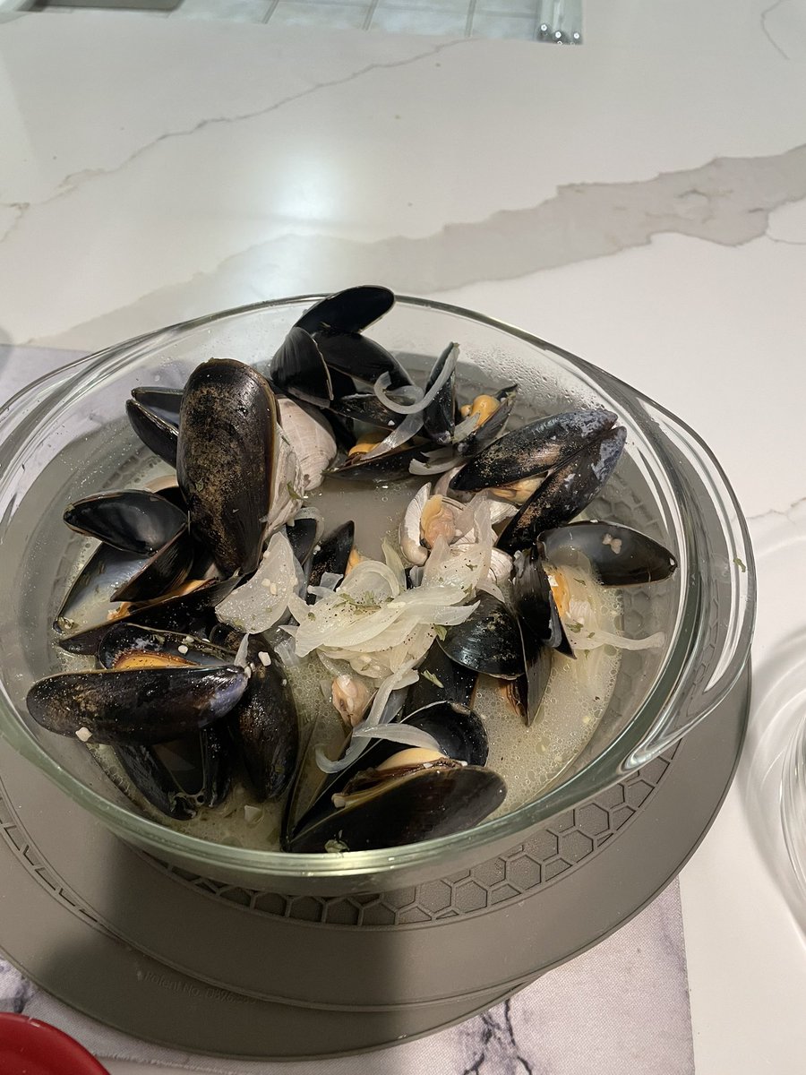 Tonight we have fresh local mussels and clams