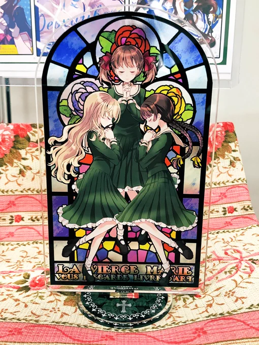 アクスタ!!!!すごく!!!!きれい!!!!!色も光当てた時の影も!!!!!きれいに出てくれてる!!!!!ありがとうねこのしっぽさん!!!!! 