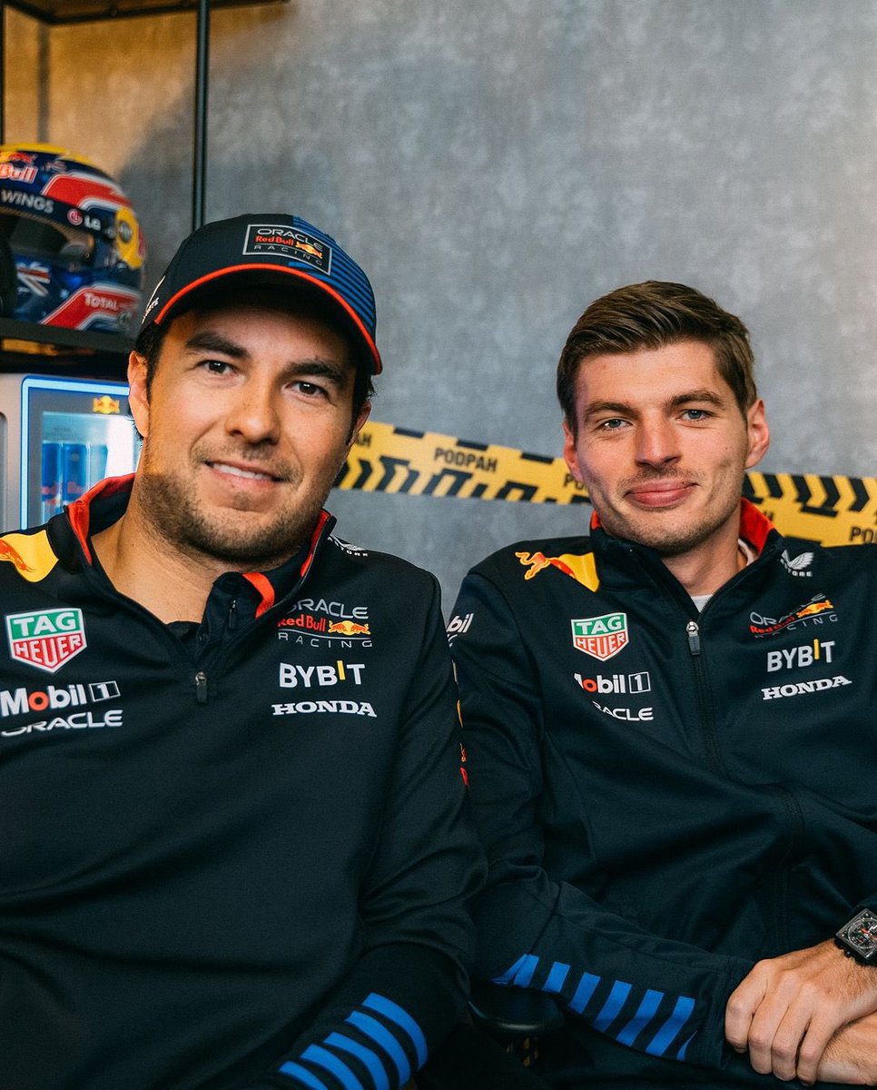 thelukadoncic's tweet photo. amazing series of photos if you ask me https://t.co/1QkZgUbBv3