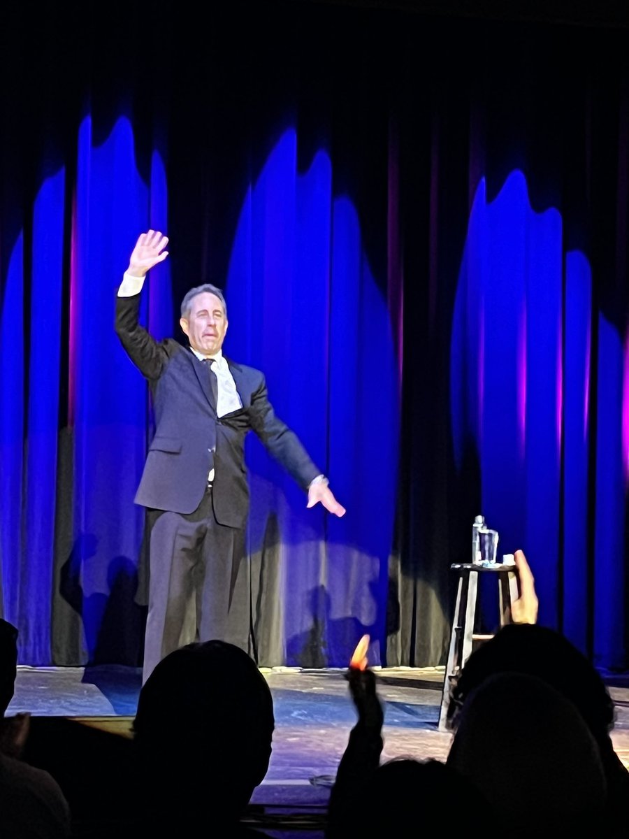 JasonDowneyBOE's tweet photo. .@JerrySeinfeld - you have been such a huge part of my family’s life on our TVs through the years. It was a dream come true to see you tonight here in Macon. Thanks for the memories. #HelloNewman https://t.co/P2nQ4g635X