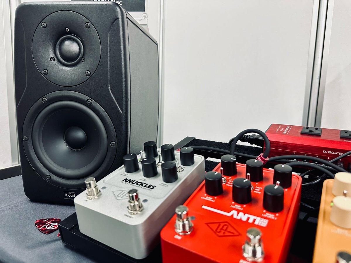ikmultimedia_jp's tweet photo. #iLoud everywhere.
#iLoudPrecision #iLoudMTMMKII #iLoudMicroMonitorPro #iLoudMicroMonitor
#tokyogakkiexpo #tokyogakkiexpo2024 #東京楽器博 #東京楽器博2024 https://t.co/OWl6HgXXnG https://t.co/BS7bUX07ez
