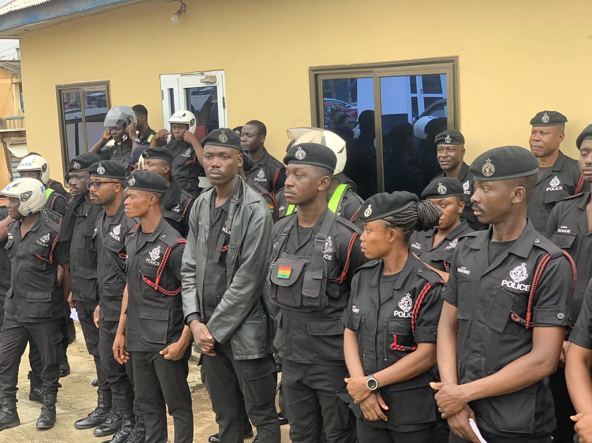 SPOT STROKE FAST FOUNDATION tweet media