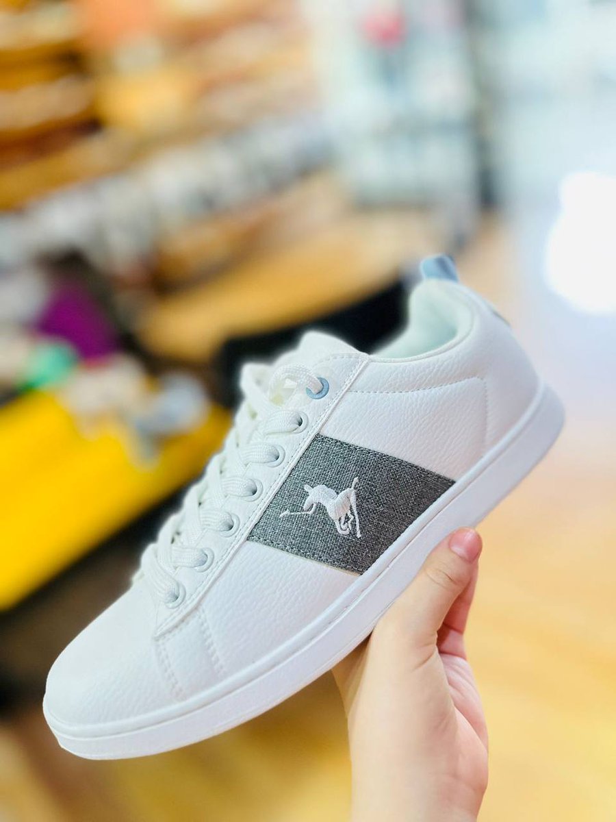 KamarStore's tweet image. Abiertos este 03 de Noviembre 🥳 en horario normal 😎 Veni al último día de la #Promocion de $20💸 en más de +100 estilos 🤯 solo en #KamarStore

#NoTeLoPodesPerder #diademuertos2024 #Moda #2024 #tenis #botas #Tacones #zapatos #sandalias