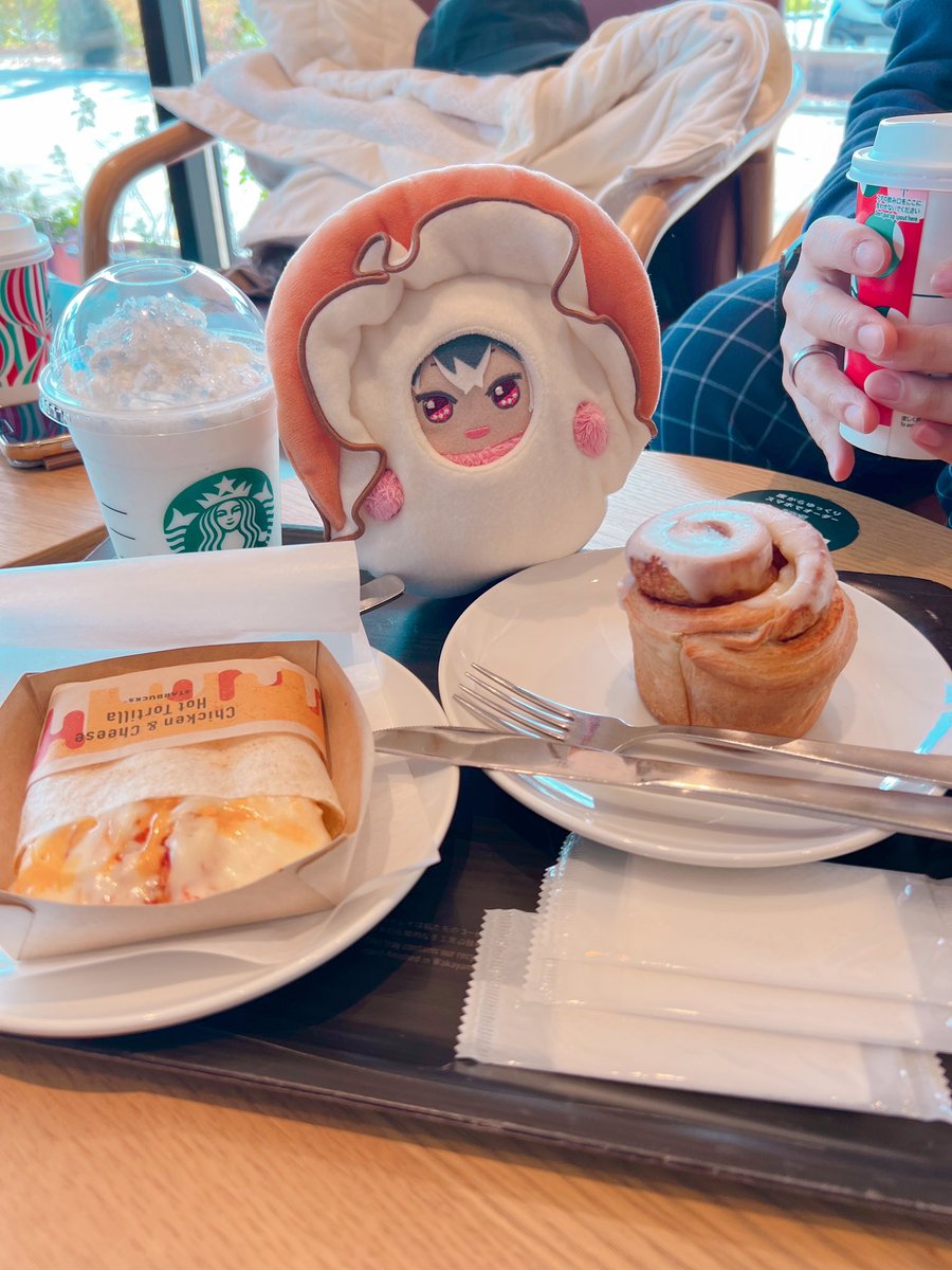 「腹ごしらえ〜」|箱推しのpepe🎁のイラスト