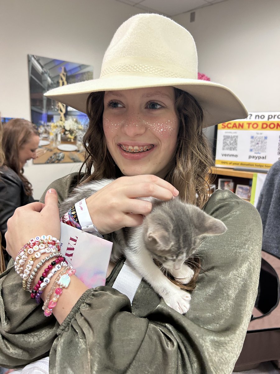 MrsKTGordon's tweet photo. We enjoyed the @IndianaMuseum TayGate event! We might not be w @taylornation13 in concert but we know @taylorswift13 would love that we cuddled some kittens, sang our hearts out, and nabbed cute merch! #IndyTSTheErasTour https://t.co/GRRDkYl2iu