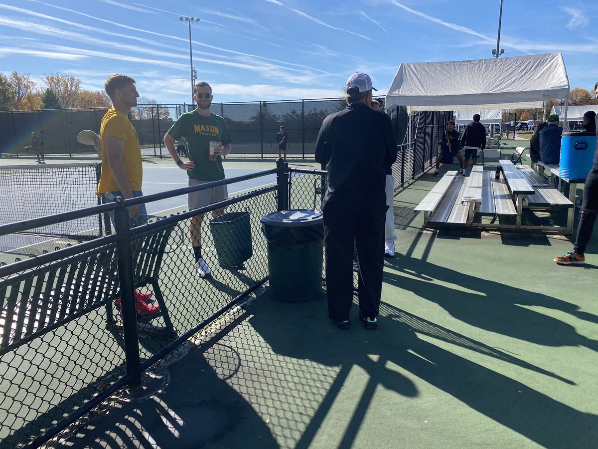 Great turnout for the Annual Alumni event!
🎉Celebrated Steve Curtis’ 20th anniversary as HC of Patriots 🎾!