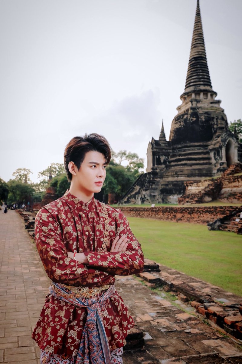 Saint_sup's tweet image. แม้จะสิ้น  ดินฟ้า  starดับ
the sun ลับ   ขอบฟ้า   หมดราศี
แม้ตะวัน  สิ้นแสง  แห่งราตรี
แต่ I นี้...love you...every time.

#Saint_sup #MingEr