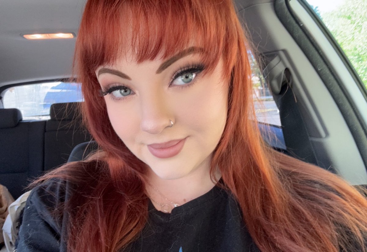 maybe_brooke's tweet photo. haven’t been here in forever what’s goin on these days https://t.co/v3y0DydzLx