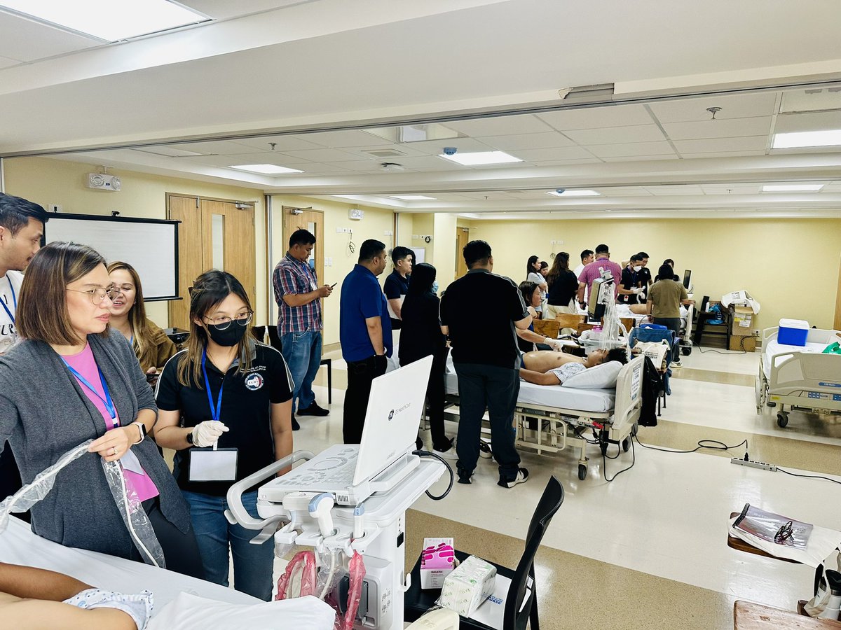 docjon75's tweet photo. Our POCUS Course for colleagues in Cruise Ship Medicine. #empocus #slmc_emergencyultrasound https://t.co/vTguznoSRE