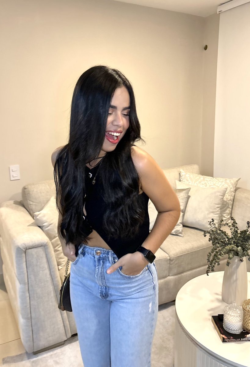 sofiacarvajalt's tweet photo. La noche que nos diste anoche 😍✨ @andrescepeda https://t.co/UMbQM1opOY