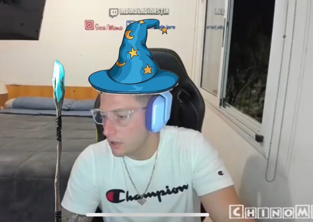 MXRCHSMG's tweet image. - Y esos hechizos de aprendiz mago supremo?
- Juanceto el Primero, sabed que sois el primer elegido para el destierro eterno