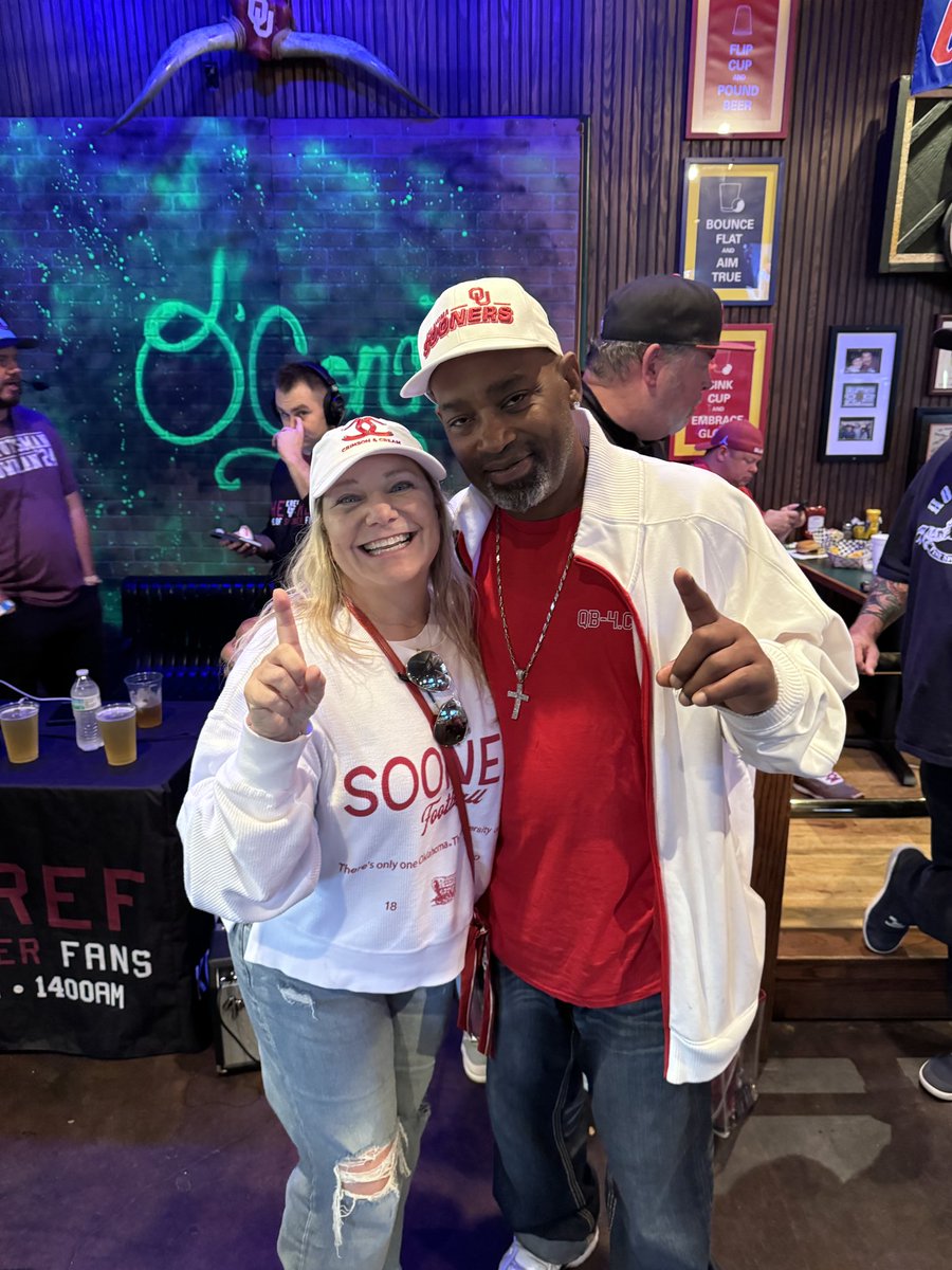 Cyclingchick19's tweet image. I can’t lie…I did a little fan girling today! #JamelleHolieway