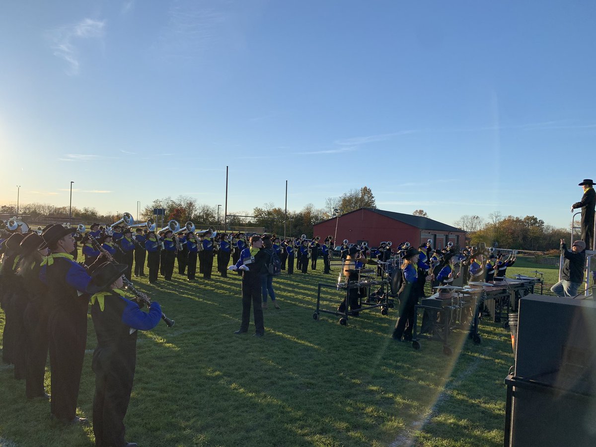 cedarcrestband's tweet photo. Thatโs a wrap! 2024 Silver medalists in Patriot Open Class at Cavalcade Championships! GREAT performance by a really awesome team! Thanks to everyone who made this season a success! Congrats! #ccmb24 #TheAmericanWest #Intothesunset #marchingband #FalconPride https://t.co/yHRRwC56Jz