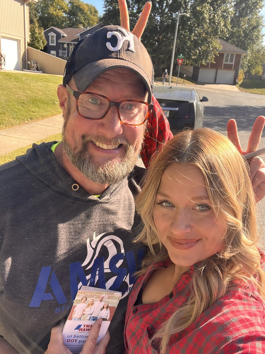 Rowan4BS's tweet photo. What a great week at the doors! 
Today was the last Saturday before the election, only two more days to reach voters. Join us tomorrow, Monday or help at one of the 10
Polling locations for my district on Election Day.
Reach out for more info and Vote Rowan on Nov. 5th https://t.co/wKoMLGUQmX