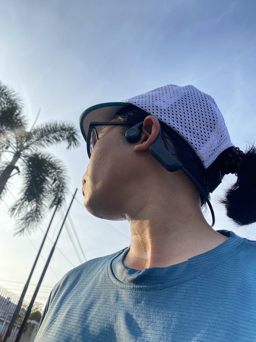 ramakadee's tweet photo. SMR (Sunday Morning Run), agak loyo kurang tdur bbrpa hari, jdi ga mau jauh2 5km aja. Lumayan seger badan. 🌞🌤️🏃🏻‍♀️ https://t.co/MMp61NueP8