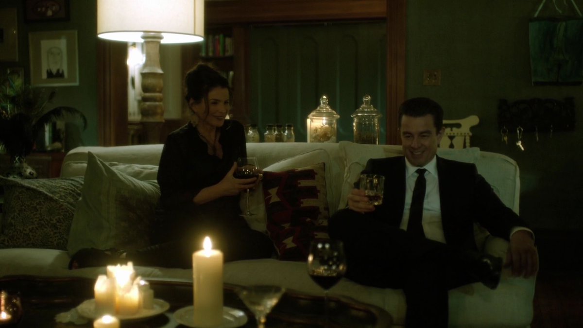 jamie_marsters's tweet photo. Pics of the Day: James Marsters doing the 'lulling you in to a false sense of security' thing with his affectation of affableness...
aka @JamesMarstersOf & @JuliaOrmond in @WitchesEastEnd #2.7 "Art of Darkness"
#JamesMarsters #JuliaOrmond #WOEE #WitchesOfEastEnd #VILLAIN! https://t.co/NZalsO2LyU