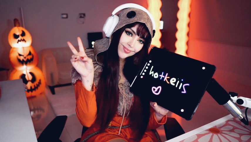 hotkeiis's tweet photo. Aricita, te amo un mundo entero, gracias por ser una muy linda persona y con un muy lindo corazón, eres un ser tan maravilloso e increíble y nunca lo dudes, te quiero tantísimo, ten linda noche🫂💗

@arigameplays https://t.co/nrOmto4mau