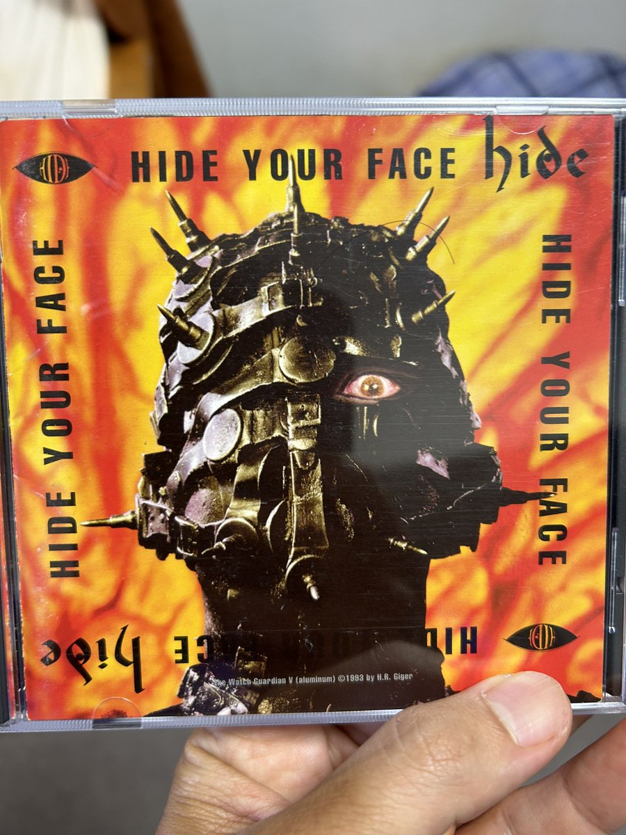 saitama0425's tweet photo. 30年も前のアルバムを今聴いてます。
#HIDE
#YOURFACE https://t.co/YmfrN2hD5T