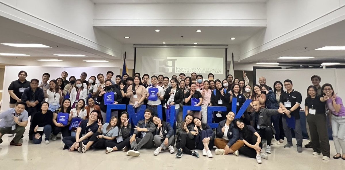 docjon75's tweet photo. Our annual advanced ultrasound course - RePOCUS (Resuscitative POCUS Course), held every July. This year’s course had more than 50 participants. #slmc_emergencyultrasound #empocus https://t.co/qRuaV9JPMo