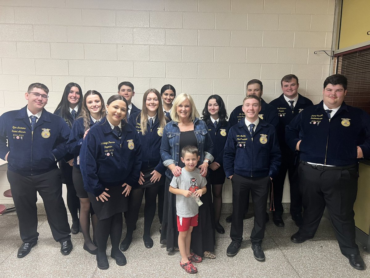 SG Agriculture & FFA (@sgstormffa) on Twitter photo Thanks to our friend <a href="/FOX8CindyFarmer/">Cindy Farmer</a> for being tonight’s emcee. Our alumni, along with her help, raised thousands of dollars to be used for student leadership development. Thanks to our friend <a href="/FOX8CindyFarmer/">Cindy Farmer</a> for being tonight’s emcee. Our alumni, along with her help, raised thousands of dollars to be used for student leadership development.