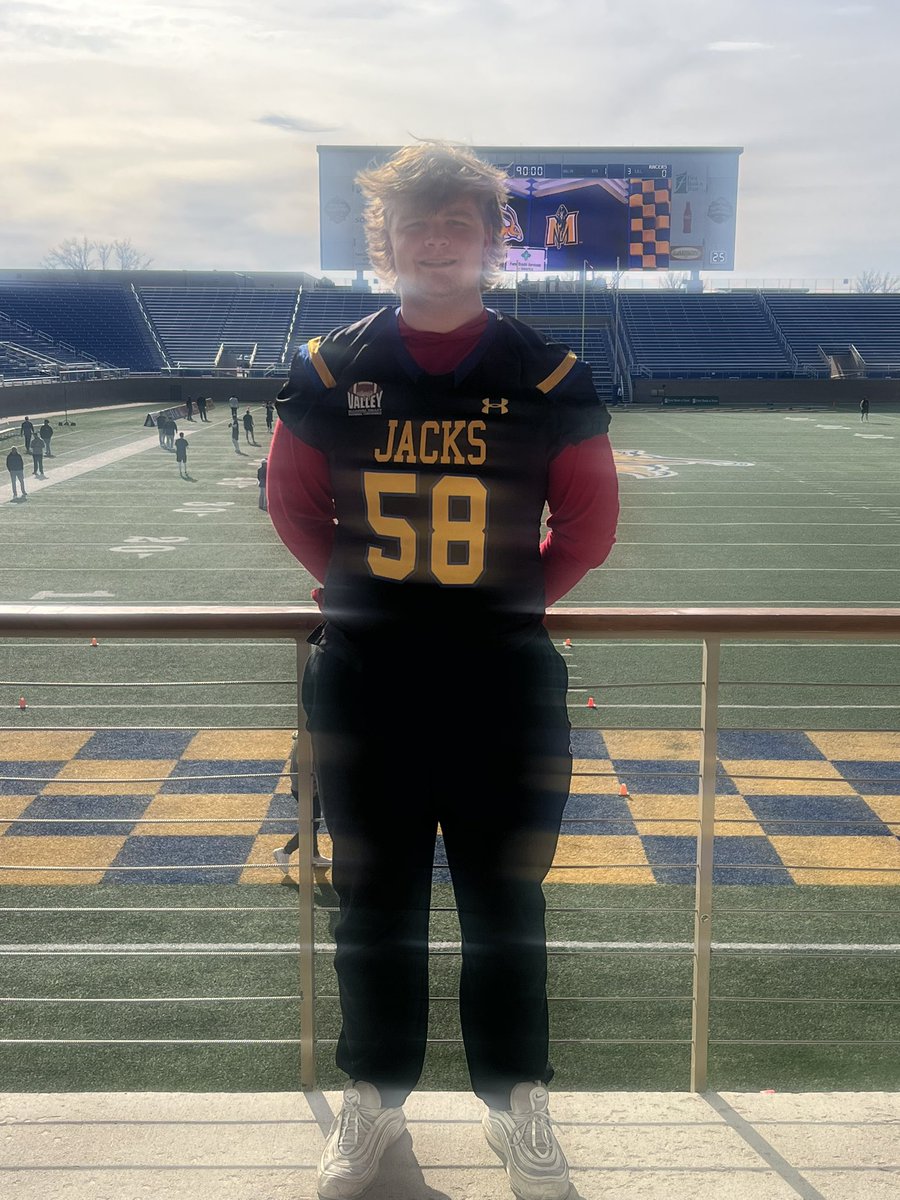 mitchel_bilicki's tweet photo. Had a great time @GoJacksFB with my teammates today! Thank you @CoachRyanOlson for the invite! Atmosphere was amazing! 

@CoachHarris28 @CoachLinares @ArrowheadFB @MJ_NFLDraft @OLMafia https://t.co/rmqCfngwNQ