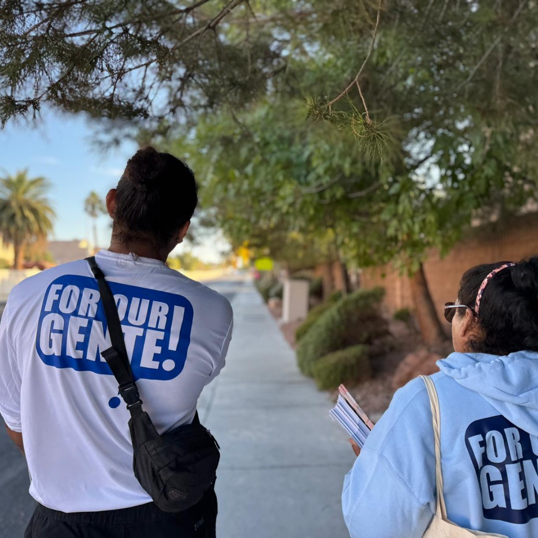 makeroadactNV's tweet photo. 3 Days Left! 🗳️
Today, every door knock 🚪, call 📞, and text 📲 counts! Let’s vote for leaders who care about our communities and defend our freedoms. 🙌 #VoteToProtect #GetOutTheVote https://t.co/JnsNDpaX0W