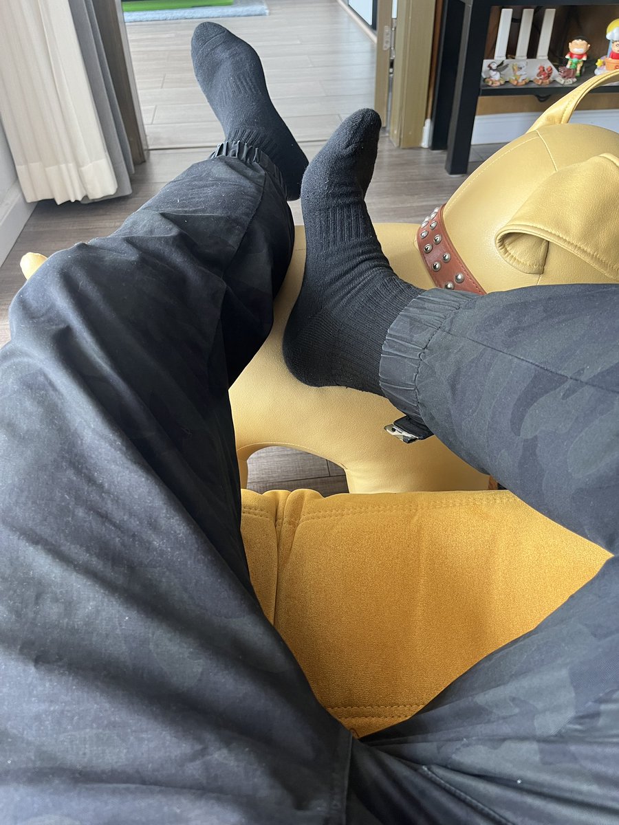 chenxiansen180's tweet photo. 最近偏爱黑色 https://t.co/5gTxCVaVNl