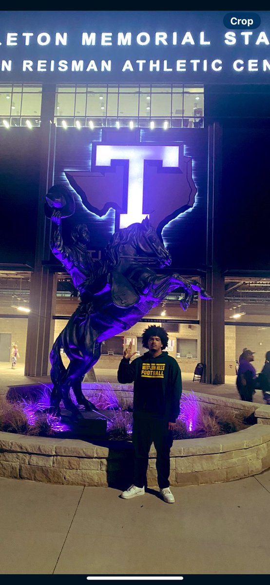 TreOchoa72's tweet photo. Got to experience some division 1 football up close! From an unofficial invite from @TarletonFB ! 

 Learned a lot and gained a lot of insight the speed and physicality these players play. 
Very inspiring!

@whhscougarsFB 
@CoachCaballero_ 
@CoachJCReid https://t.co/OQ639r6Zt6