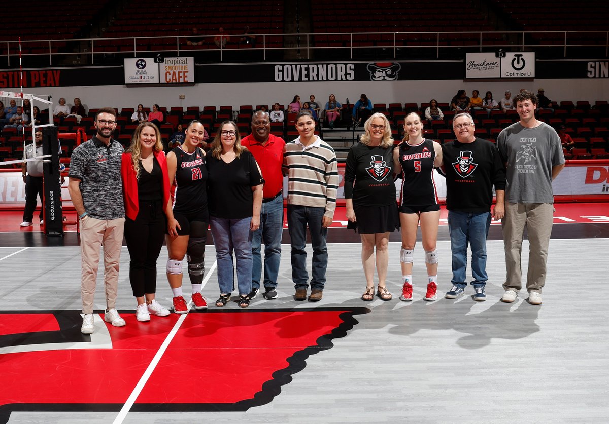 GovsVB's tweet photo. Coach Crawford earned his first win in the Governors 3-2 victory against Bellarmine on Senior Night!🎩🏐
📰 https://t.co/yGFdW3HAVO
📸 https://t.co/JovGEZKB8S
#APVB | #LetsGoPeay https://t.co/5wRdMVx0xl