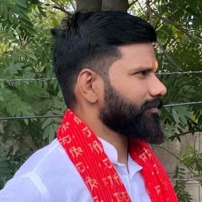 SunnyCh8733's tweet photo. #NewProfilePic https://t.co/r4wUQOf95M