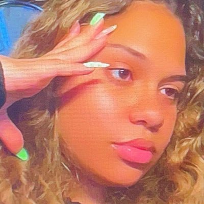 deannakmesa's tweet photo. #NewProfilePic https://t.co/1FGXsWW6nd