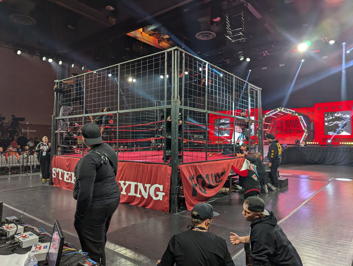 PhilDL616's tweet image. #heelshaveeyes #4thrope