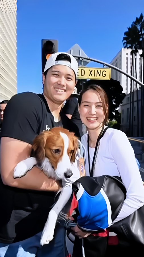 MLB_comment's tweet photo. 👪 https://t.co/Z3jGn0AA02