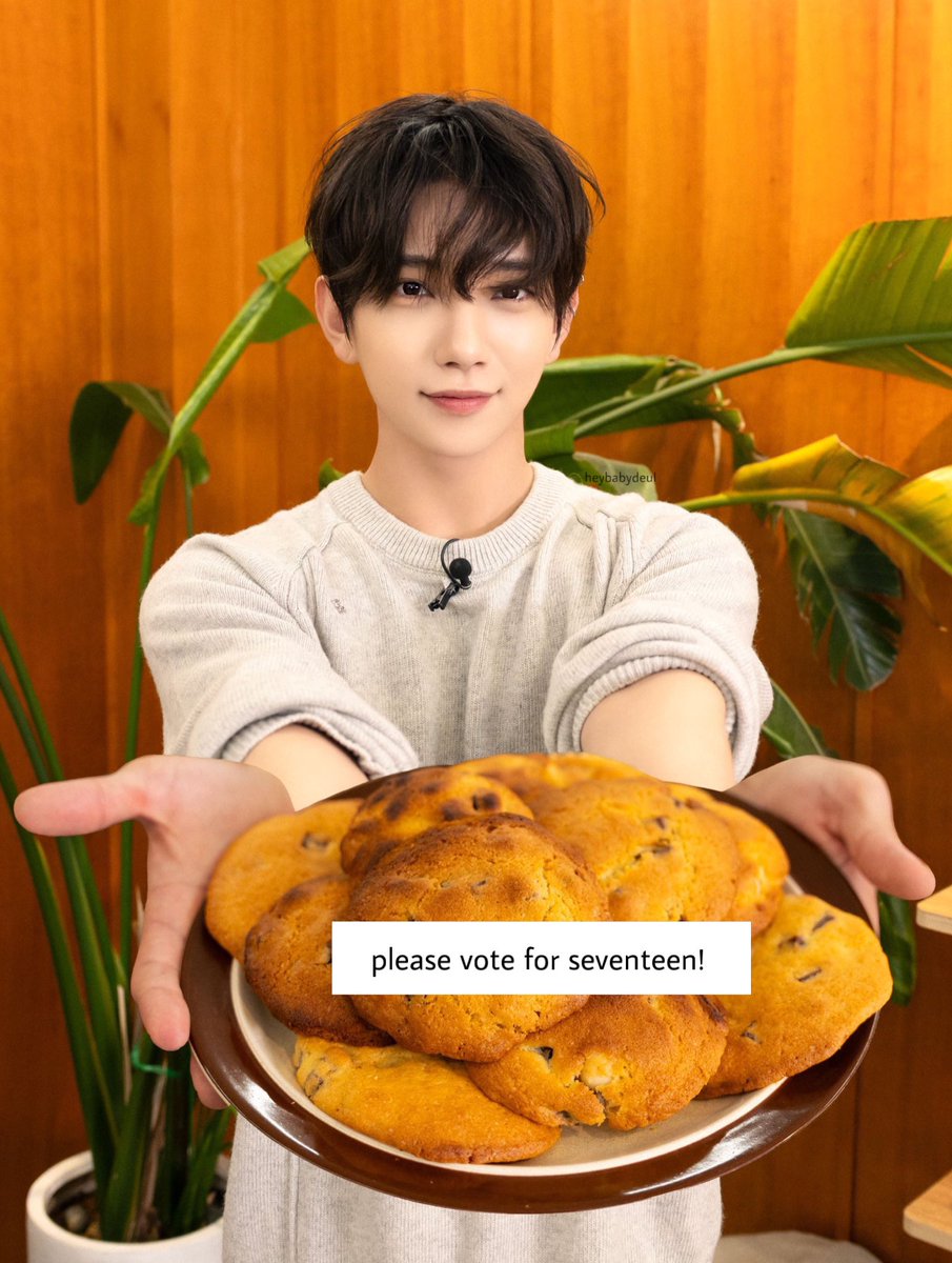 heybabydeul's tweet photo. hey guys joshua has something to say 

#2024MAMAAWARDS   #SEVENTEEN https://t.co/6Y81zDakD0