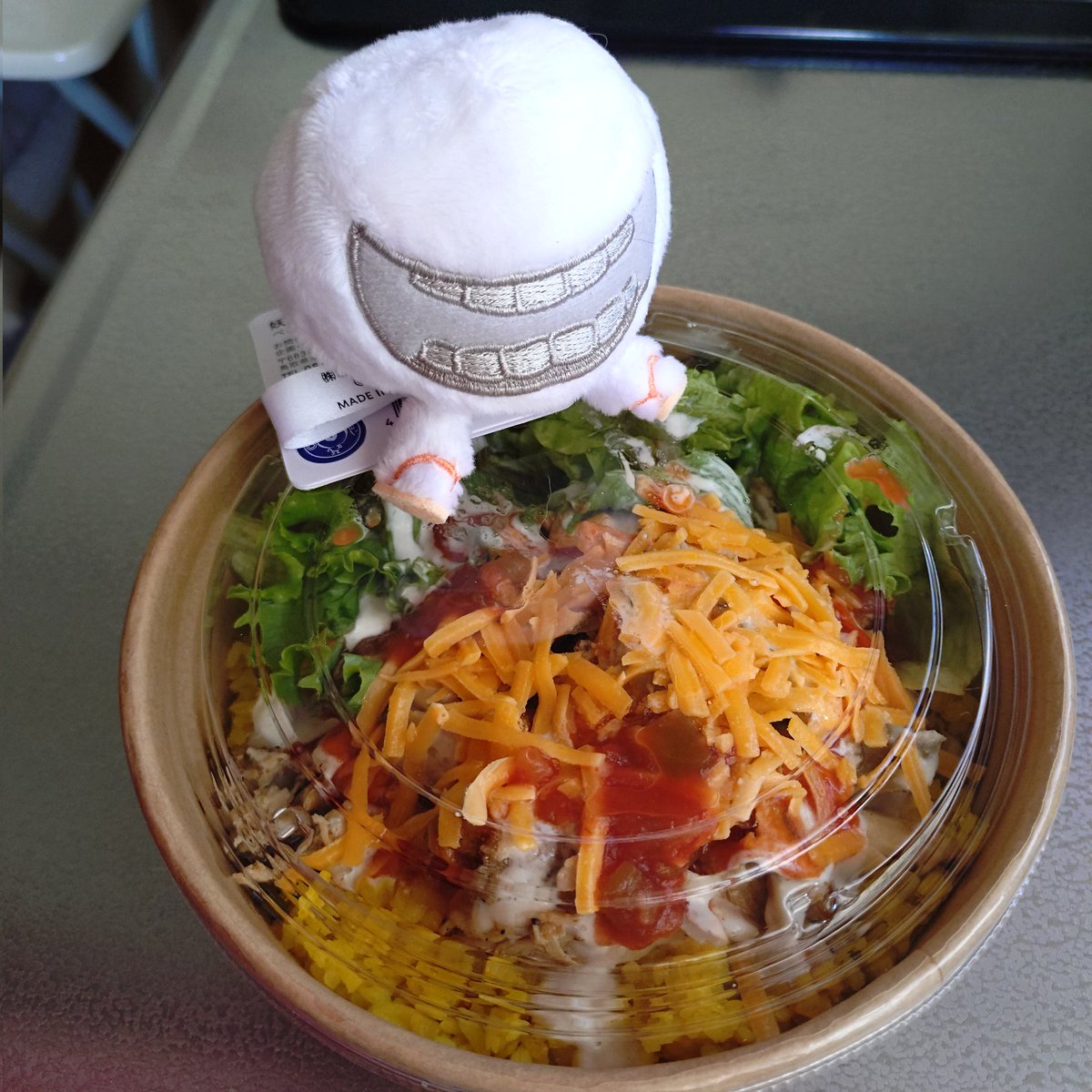 akabekobeniko's tweet photo. お持ち帰りしたチキンオーバーライスと会場で食べたスパムおにぎりとべとべとさん
#さがみはらフェスタ
#ALOHABABY https://t.co/NG1Ul2zWbQ
