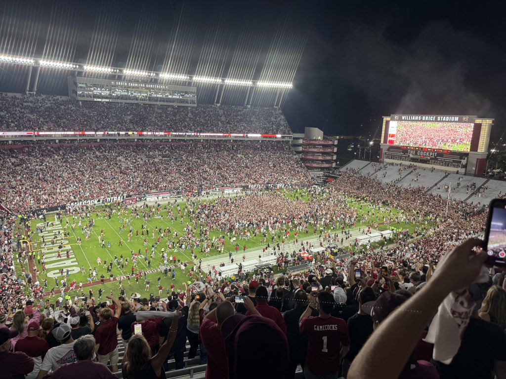 AggiesToday's tweet photo. at least we got $250k, i guess https://t.co/xM9jxRwZvz