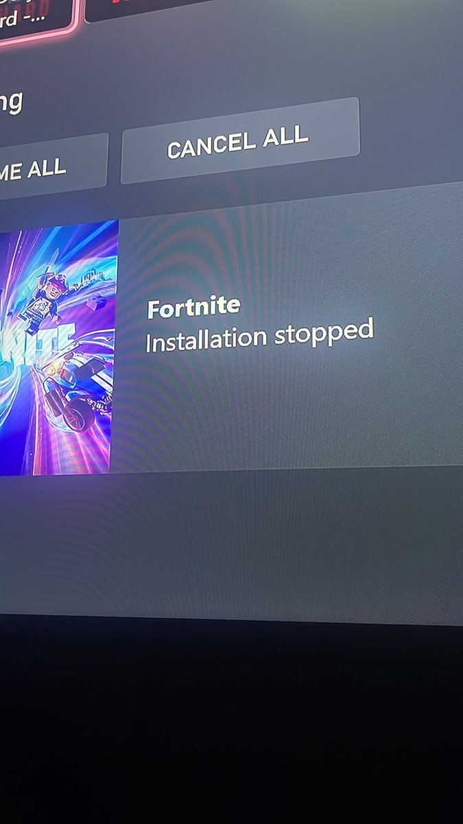CATTDAWWGG's tweet photo. @FortniteStatus Fortnite won’t download on Xbox one . Trying for hours an all I get is installation stopped https://t.co/QMA4lAHV8p