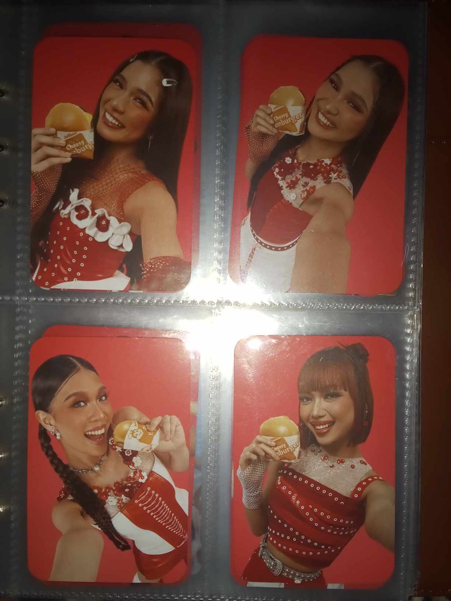 lorenz_suba2003's tweet photo. Kumpleto ko na. Jollibee X Bini🍔🫰

hindi ko lang nakuha yung OT8🥲
(Late upload)
#JolliBINI #bloom https://t.co/WgO7oRM5O5