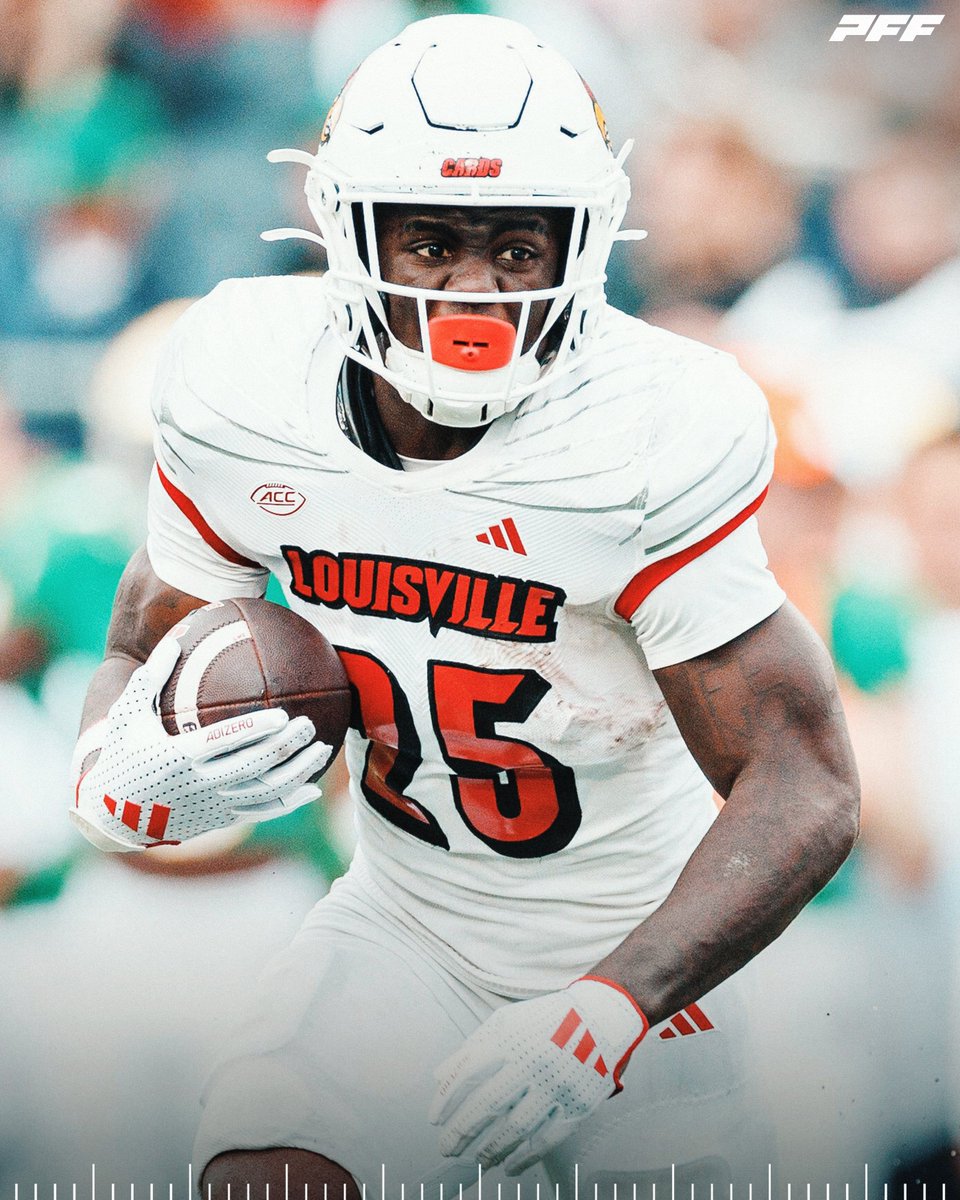 PFF_College's tweet photo. Louisville True Freshman Isaac Brown vs Clemson:

🔴 20 ATT
🔴 151 YDS
🔴 1 TD

@LouisvilleFB https://t.co/vGNMfH4KCw