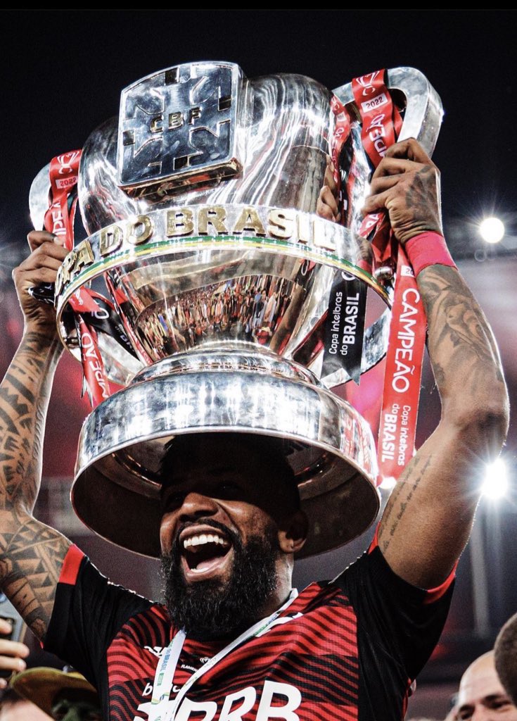 Dia de Clube de Regatas Do Flamengo. 

Hoje tem Flamengo no jogo mais importante do ano, é dia de copa, dia de final, dia de deixar o sangue em campo durante esses primeiros 90 minutos 

POR SUA NAÇÃO, TUA GLÓRIA É LUTAR!