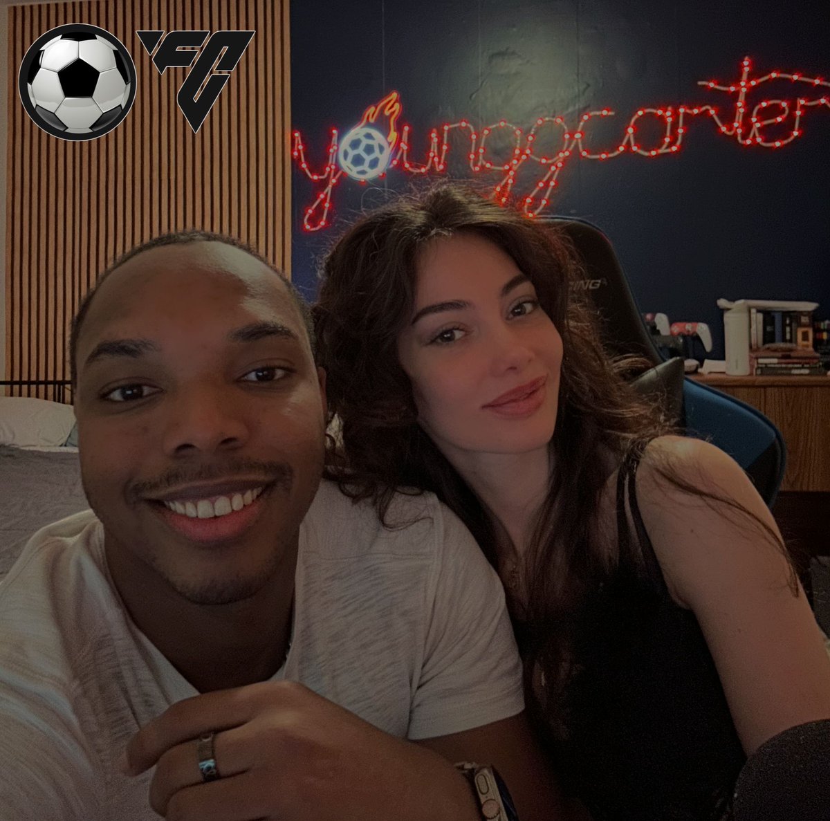 #FC25 Teaching my Top Model Girlfriend how to play FIFA 😇

Come help...

⤵️
⤵️
⤵️
twich.tv/YounggCarter
twich.tv/YounggCarter
twich.tv/YounggCarter