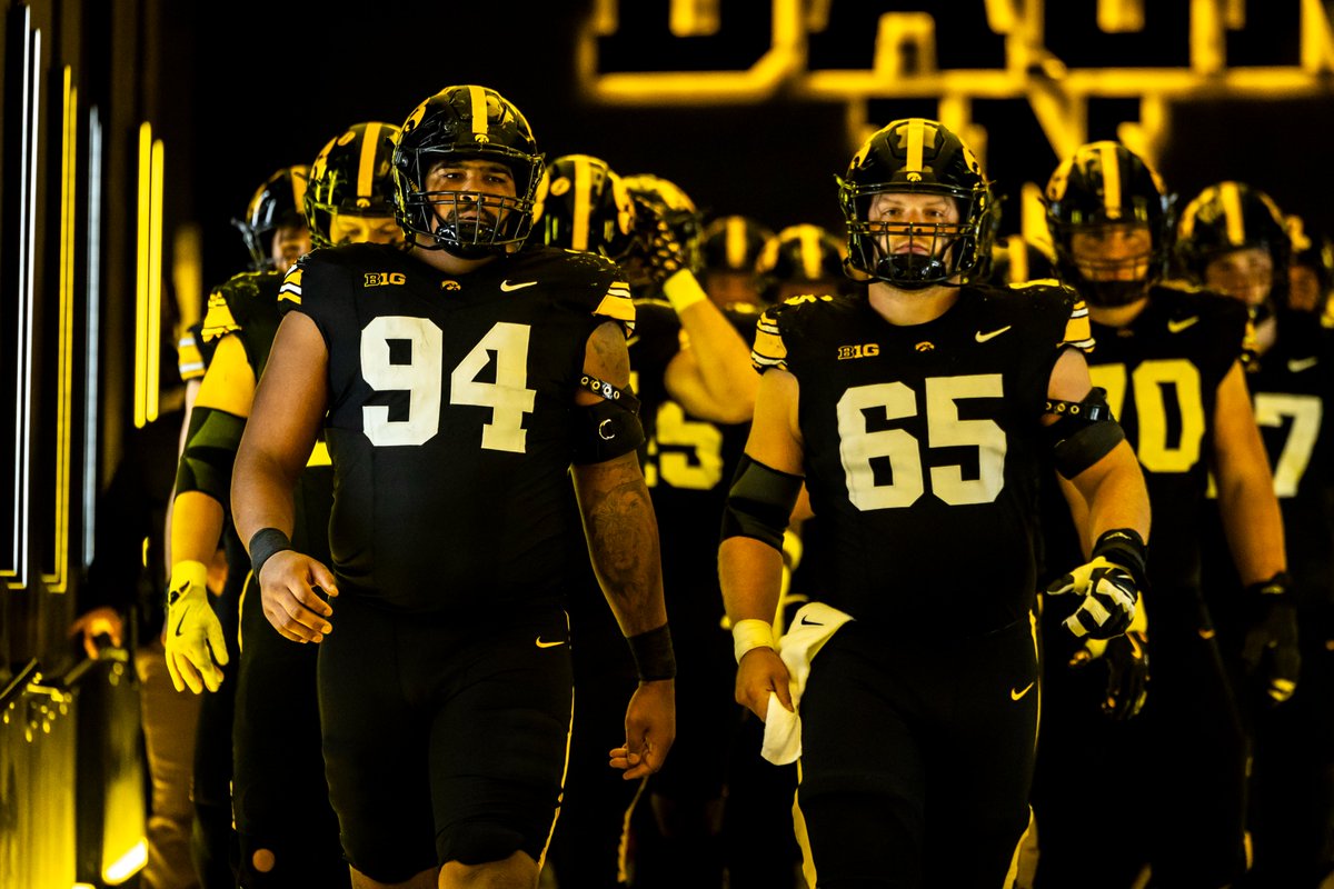 josephwcress's tweet photo. More photos of the Iowa #Hawkeyes football victory over Wisconsin in a Big Ten Conference game for the Heartland Trophy, Nov. 2, 2024, at Kinnick Stadium.
#ThinkIowaCity Photos https://t.co/XB6GxRzxqd